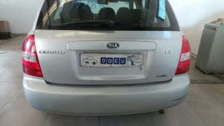 kia cerato 2004-2007 del año 2005