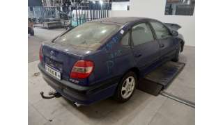 toyota avensis berlina (t 22) 1997-2003 del año 2000