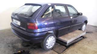 opel astra f berlina 1991-1998 del año 1996