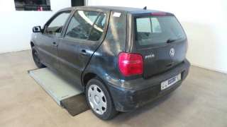 volkswagen polo berlina (6n2) 1999-2002 del año 2001