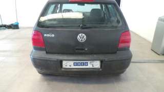 volkswagen polo berlina (6n2) 1999-2002 del año 2001