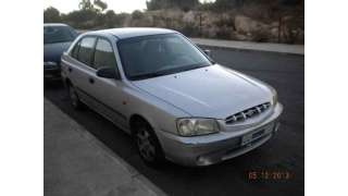 hyundai accent (lc) 1999-2010 del año 2001