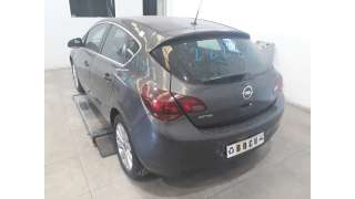 opel astra j lim. 2009-2015 del año 2012