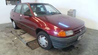 opel astra f berlina 1991-1998 del año 1993