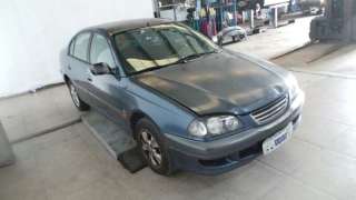 toyota avensis berlina (t 22) 1997-2003 del año 2000