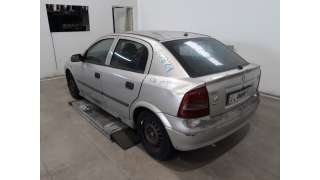 opel astra g berlina 1998-2004 del año 2000