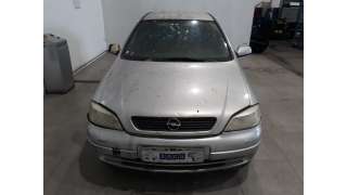 opel astra g berlina 1998-2004 del año 2000
