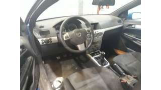 opel astra gtc 2004-2008 del año 2005