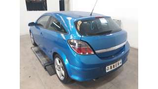 opel astra gtc 2004-2008 del año 2005