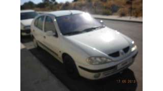 renault megane i fase 2 berlina (ba0) 1999-2002 del año 2002