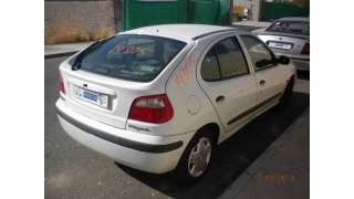 renault megane i fase 2 berlina (ba0) 1999-2002 del año 2002