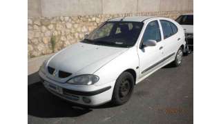 renault megane i fase 2 berlina (ba0) 1999-2002 del año 2002