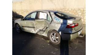renault laguna ii (bg0) 2001-2007 del año 2004