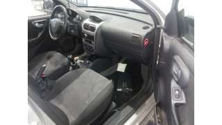 opel corsa c 2003-2007 del año 2005