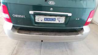 kia carnival 2006-2012 del año 2003