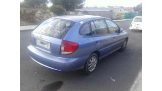 kia rio 2000-2005 del año 2004