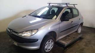 peugeot 206 berlina 1998-2010 del año 1999
