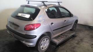 peugeot 206 berlina 1998-2010 del año 1999