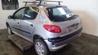peugeot 206 berlina 1998-2010 del año 1999