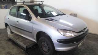 peugeot 206 berlina 1998-2010 del año 1999