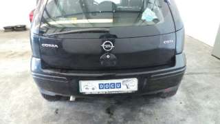 opel corsa c 2003-2007 del año 2004