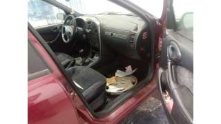 citroën xsara berlina 1997-2005 del año 2000