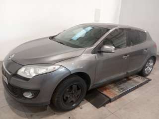 renault megane iii berlina 5 p 2008-2016 del año 2012
