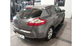 renault megane iii berlina 5 p 2008-2016 del año 2012