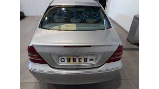 mercedes-benz clase c (w203) berlina 2000-2007 del año 2001