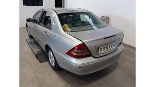 mercedes-benz clase c (w203) berlina 2000-2007 del año 2001