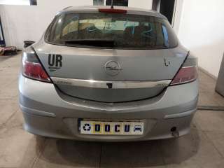 opel astra gtc 2006-2012 del año 2005