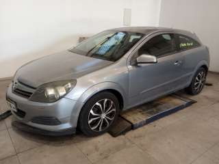 opel astra gtc 2006-2012 del año 2005