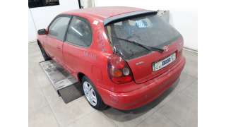 toyota corolla (e11) 1997-2000 del año 2000