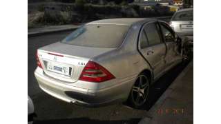 mercedes-benz clase c (w203) berlina 2000-2007 del año 2000
