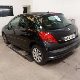 peugeot 207 2006-2012 del año 2008