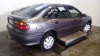renault laguna (b56) 1998-2001 del año 2000