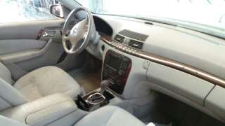 mercedes-benz clase s (w220) berlina 1998-2005 del año 2000
