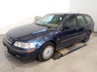 volvo v40 familiar 1995-2005 del año 2001