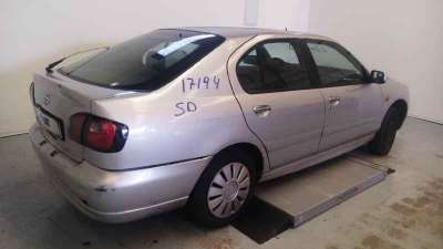 nissan primera berlina (p11) 1999-2002 del año 2001
