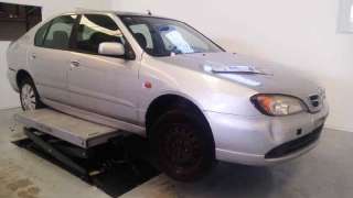nissan primera berlina (p11) 1999-2002 del año 2001