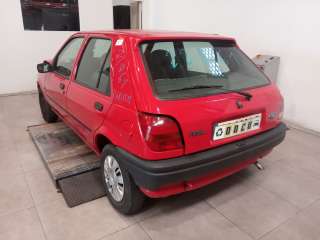 ford fiesta berlina 1995-1999 del año 1996
