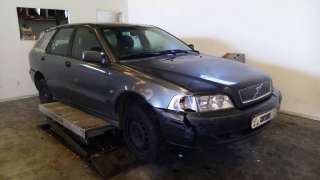 volvo v40 familiar 1995-2005 del año 2002