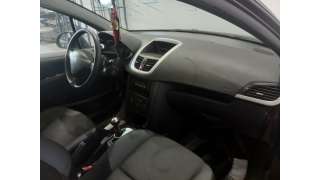 peugeot 207 2006-2012 del año 2010