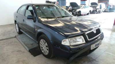 skoda octavia berlina (1u2) 1997-1998 del año 2000