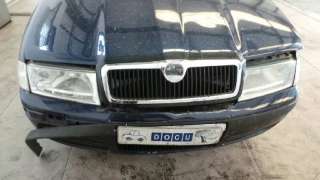 skoda octavia berlina (1u2) 1997-1998 del año 2000