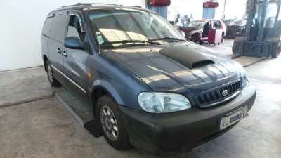 kia carnival 1999-2001 del año 2001