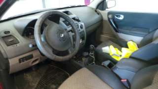 renault megane ii classic berlina 2003-2010 del año 2004