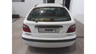renault megane i fase 2 berlina (ba0) 1999-2002 del año 2001