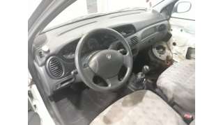 renault megane i fase 2 berlina (ba0) 1999-2002 del año 2001