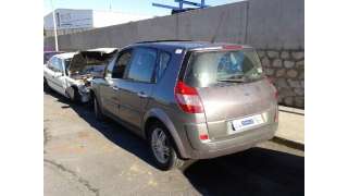 renault scenic ii 2003-2009 del año 2004